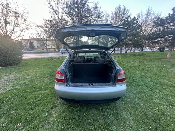 Sahibinden Audi A3 Sportback 1.8 Ambiente 2000 Model