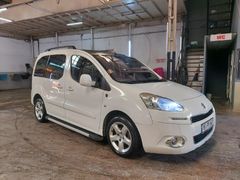 Peugeot Partner 1.6 HDI Zenith cam tavan full+full bakımlı