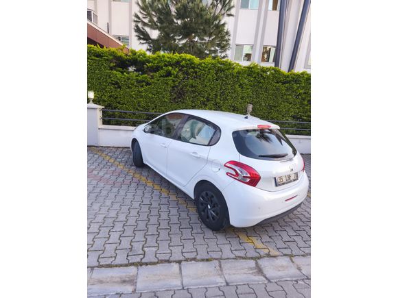 Sahibinden Peugeot 208 1.0 VTi Access 2013 Model