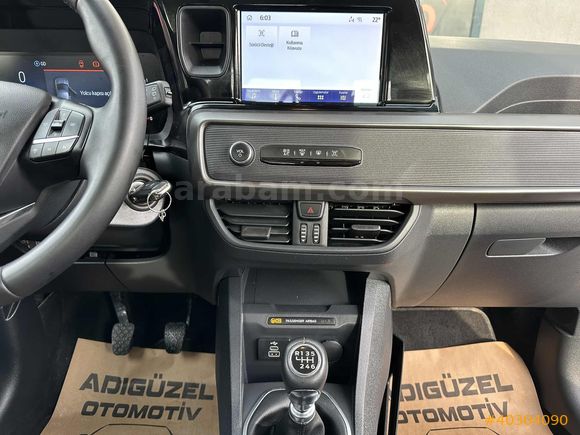 2024 MODEL FORD COURİER 1.5 ECOBLUE 100 HP DELUXE 6 İLERİ