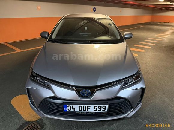 HAS OTOMOTİV'DEN 2021 MODEL 1.8 HYBRİD 88.000 KM TOYOTA COROLLA