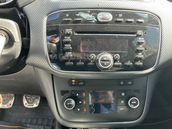 Sahibinden Fiat Punto EVO 1.4 Dynamic 2011 Model 