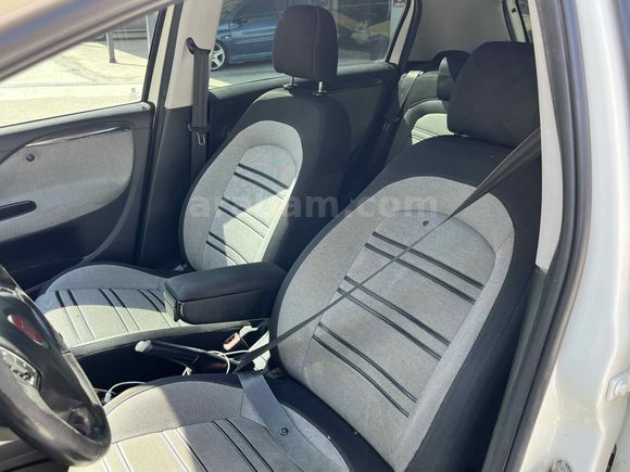 Sahibinden Fiat Punto EVO 1.4 Dynamic 2011 Model 