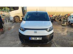 Sahibinden Fiat Doblo Combi 1.5 BlueHDi Easy 2023 Model  39.000 km Beyaz