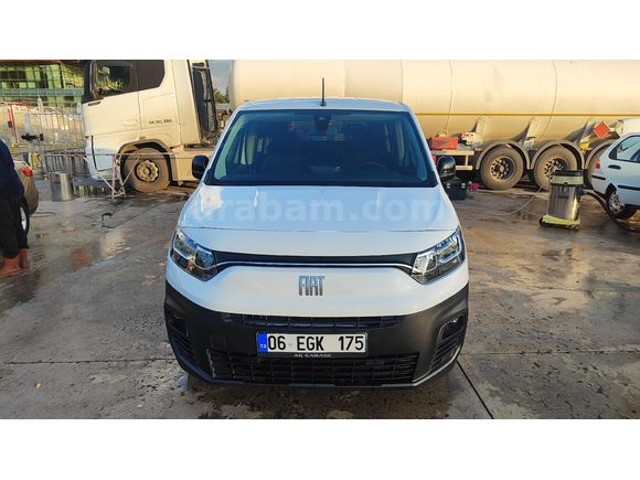 Sahibinden Fiat Doblo Combi 1.5 BlueHDi Easy 2023 Model  39.000 km Beyaz