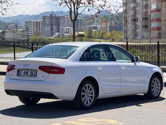 Sahibinden Audi A4 Sedan 2.0 TDI 2012 Model 