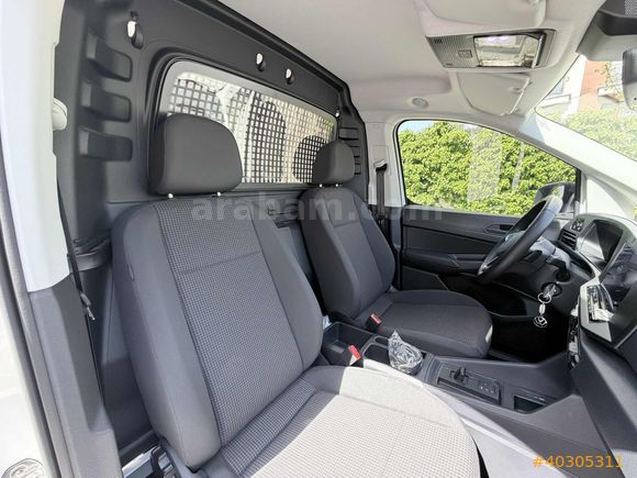 UMH GRUP 2025 MODEL VW CADDY MAXI 8.500KM HATASIZ %20 KDV H.SBLT