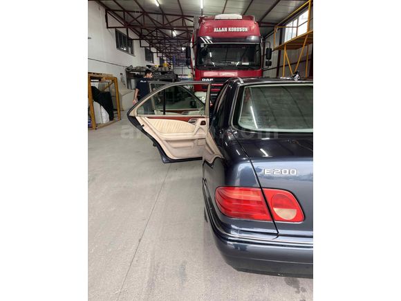 Sahibinden Mercedes - Benz E 200 Elegance 1998 Model 
