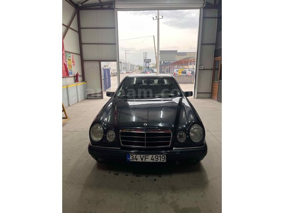Sahibinden Mercedes - Benz E 200 Elegance 1998 Model 