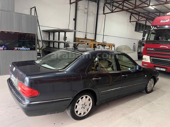 Sahibinden Mercedes - Benz E 200 Elegance 1998 Model 