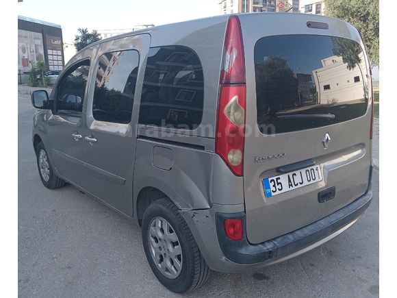 Sahibinden Renault Kangoo Multix 1.5 dCi Expression 2011 Model