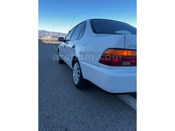 Tertemiz Masrafsız Toyota Corolla 1.6 XLi 1994 Model 