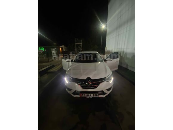 Sahibinden Renault Megane 1.6 hatasız aile aracı