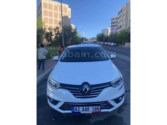Sahibinden Renault Megane 1.6 hatasız aile aracı