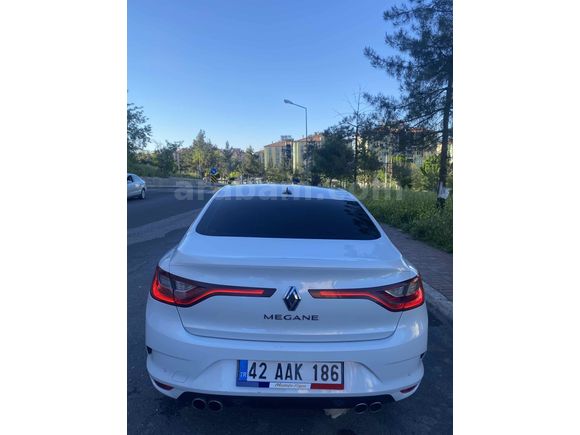 Sahibinden Renault Megane 1.6 hatasız aile aracı