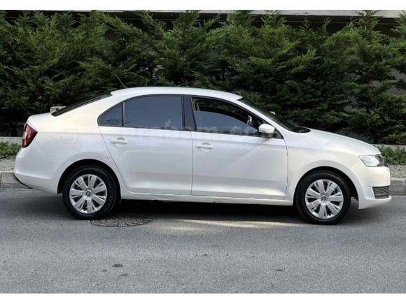 Sahibinden Skoda Rapid 1.4 TDI GreenTec Ambition 2017 Model 