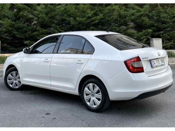 Sahibinden Skoda Rapid 1.4 TDI GreenTec Ambition 2017 Model 