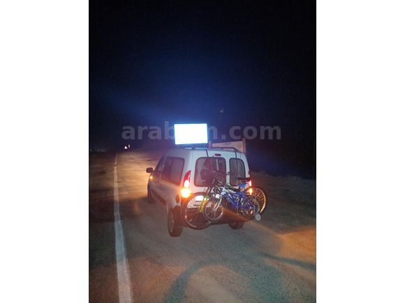 Sahibinden Renault Kangoo Multix 1.5 dCi Expression 2011 Model  540000 km Beyaz