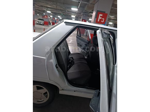 Sahibinden Renault R 9 1.4 Broadway RL 1998 Model