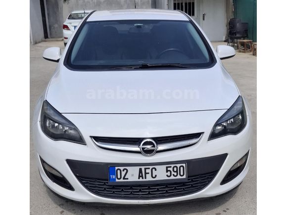 Sahibinden Opel Astra 1.6 Edition 2015 Model  96.000 km Beyaz