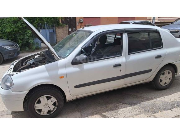 Sahibinden Renault Clio 1.4 RNA 2000 Model 