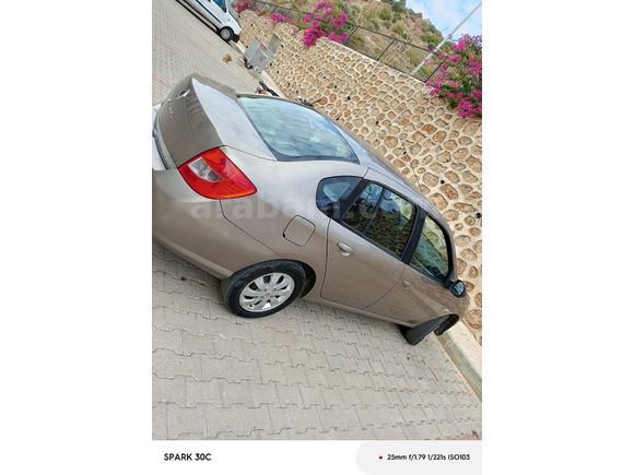Sahibinden Renault Symbol 1.4 Expression 2011 Model  130.000 km Kahverengi