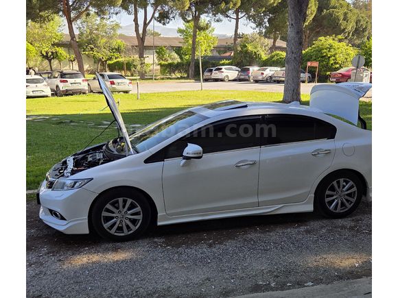 Sahibinden Honda Civic 1.6i VTEC Eco Elegance 2012 Model İzmir