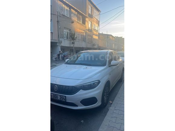Sahibinden Fiat Egea 1.6 Multijet Easy 2020 Model - multimedya + Geri görüş kameralı 2k