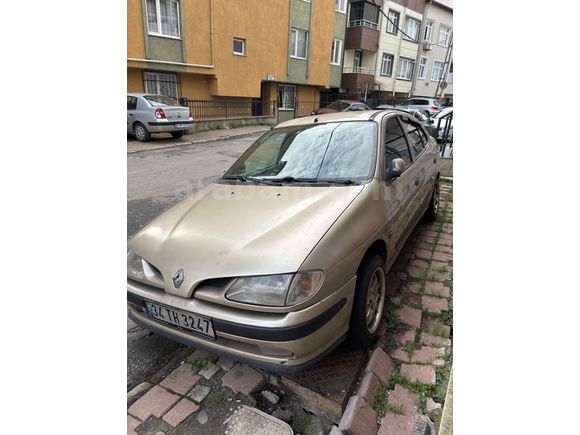 Sahibinden Renault Megane 2.0 RXT 1998 Model 