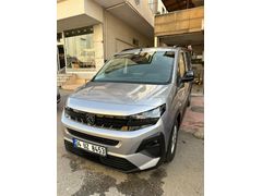 Sahibinden Peugeot Rifter 1.5 BlueHDI Allure 2025 Model İstanbul