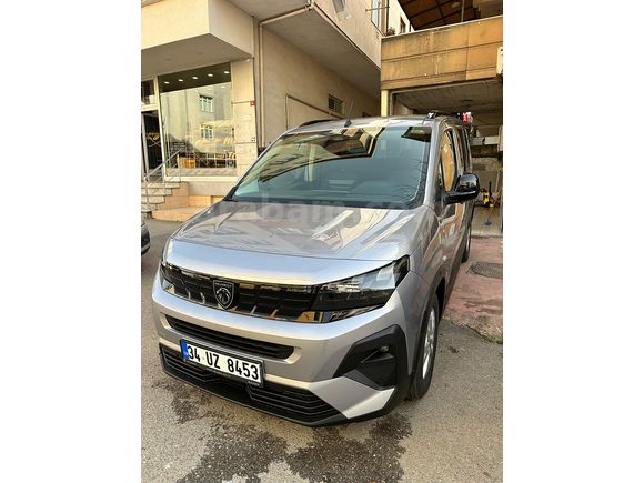Sahibinden Peugeot Rifter 1.5 BlueHDI Allure 2025 Model İstanbul