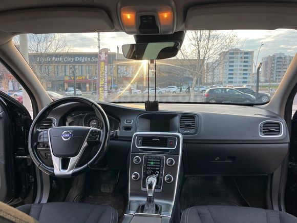Sahibinden Volvo S60 1.6 D Premium 2014 Model