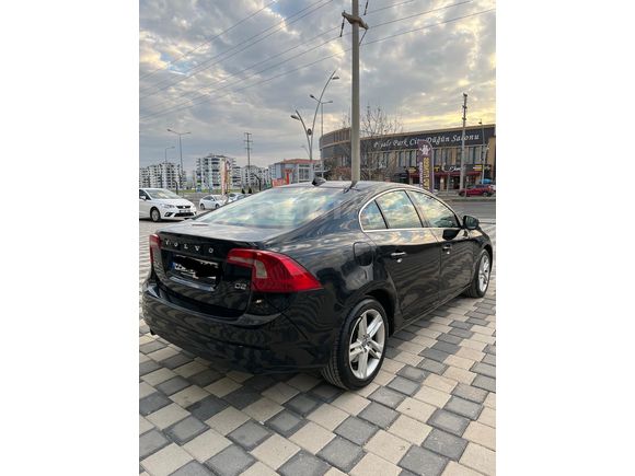Sahibinden Volvo S60 1.6 D Premium 2014 Model