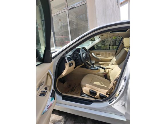 Sahibinden BMW 3 Serisi 320i ED Techno Plus 2016 Model  99.000 km Beyaz