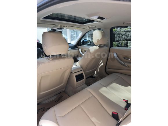 Sahibinden BMW 3 Serisi 320i ED Techno Plus 2016 Model  99.000 km Beyaz