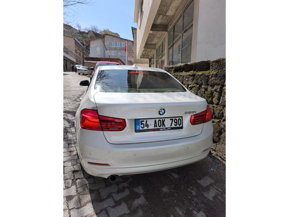 Sahibinden BMW 3 Serisi 320i ED Techno Plus 2016 Model  99.000 km Beyaz