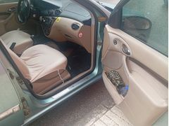 Sahibinden Ford Focus 1.6 Ghia 2000 Model 