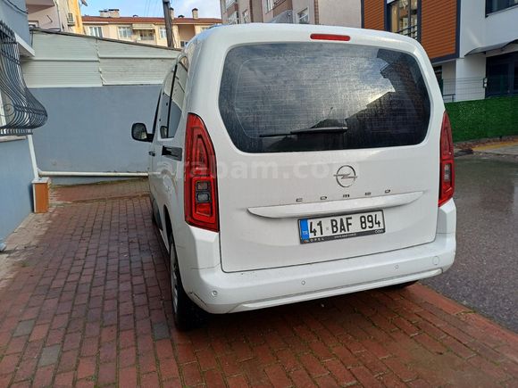 Sahibinden Opel Combo 1.5 CDTI Essential 2025 Model