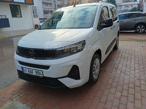 Sahibinden Opel Combo 1.5 CDTI Essential 2025 Model