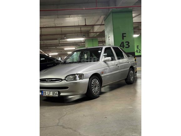 Sahibinden Ford Escort 1.6 Ghia 1998 Model 