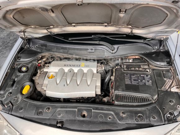 Sahibinden Renault Megane 1.6 Authentique 2004 Model 