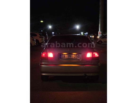 Sahibinden Honda Civic 1.6 i ES 2000 Model 