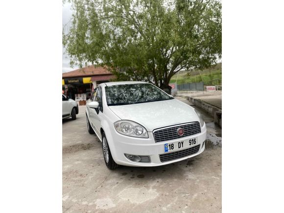 Sahibinden Fiat Linea 1.3 Multijet Active Plus 2012 Model  193.000 km Beyaz