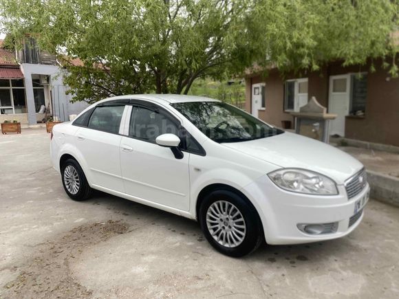Sahibinden Fiat Linea 1.3 Multijet Active Plus 2012 Model  193.000 km Beyaz