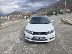 Sahibinden Honda Civic 1.6i VTEC Eco Elegance 2015 Model