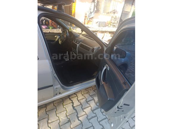 Sahibinden Dacia Logan 1.6 Ambiance 2011 Model