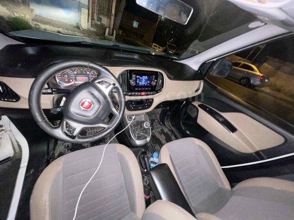 Sahibinden Fiat Doblo Combi 1.6 Multijet Premio 2017 Model   Detay için arayabilirsinz
