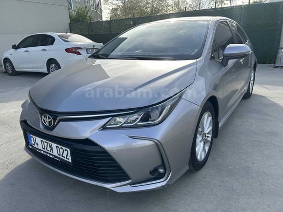 Sahibinden Toyota Corolla 1.5 Dream 2021 Model 
