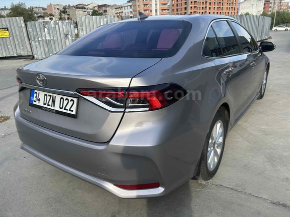 Sahibinden Toyota Corolla 1.5 Dream 2021 Model 