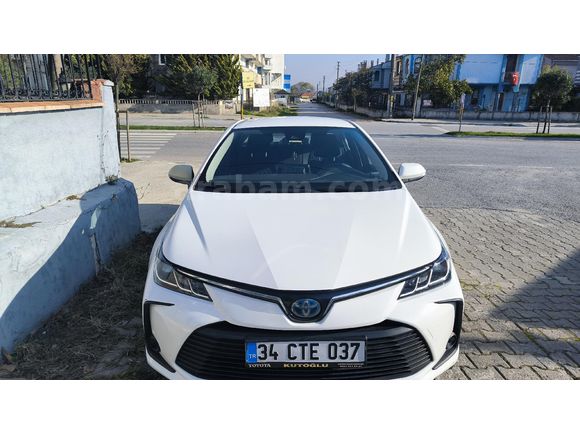 Sahibinden Toyota Corolla 1.8 Hybrid Vision 2020 Model